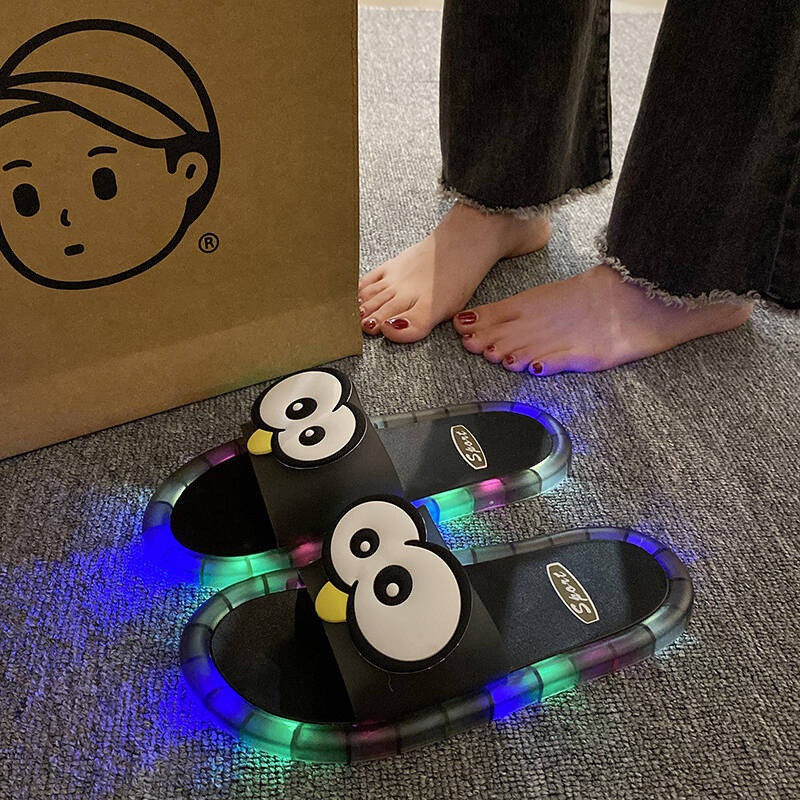 Mule Slip On - Ciabatte Divertenti con Grandi Occhi Luminosi,