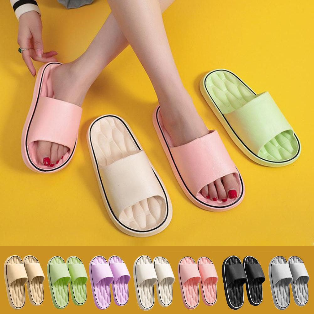 Pantofole con motivo a linea p - Mule Slip On recensione e prezzo